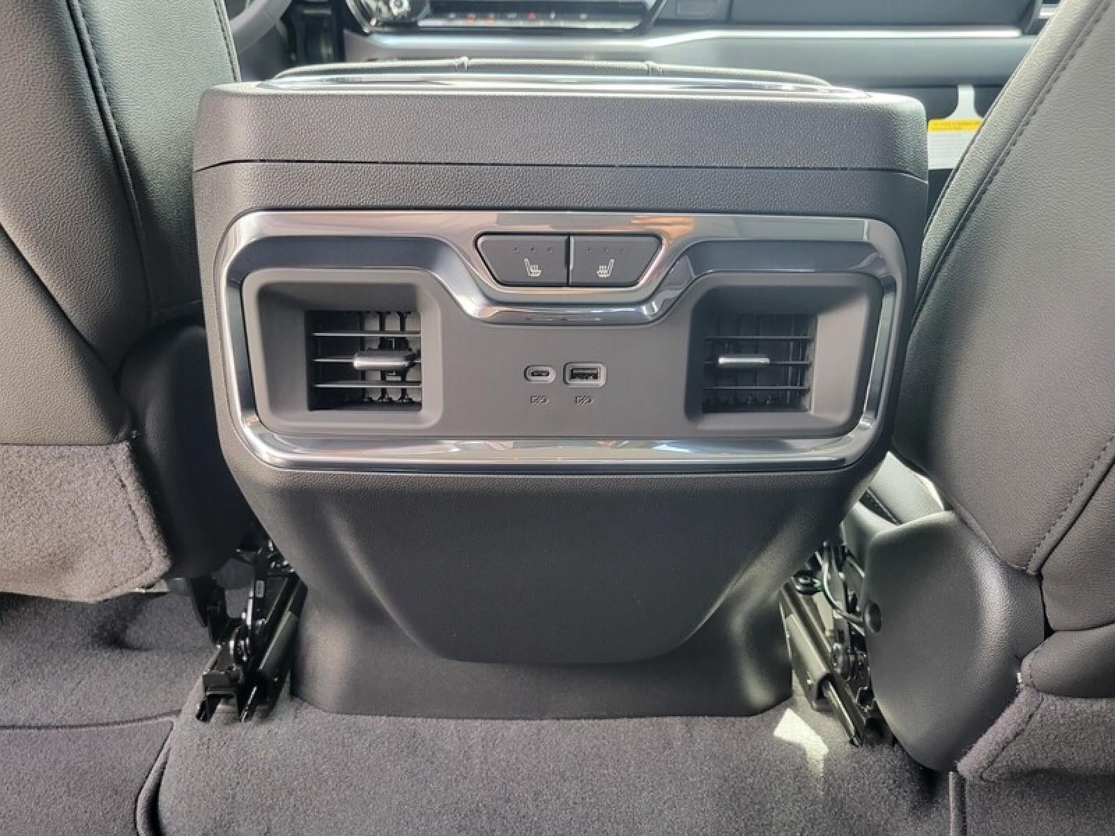 2026 GMC Sierra 1500 Crew Cab Short Box 2-Wheel Drive SLT