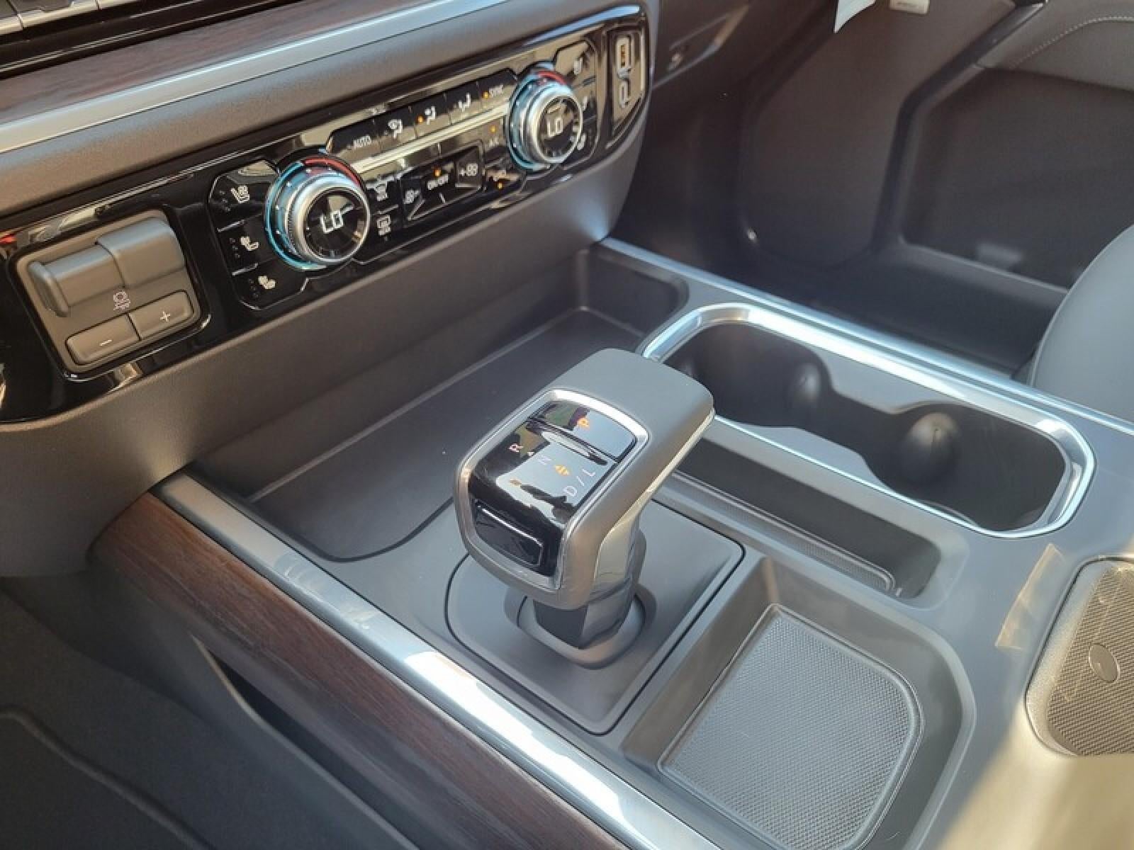 2026 GMC Sierra 1500 Crew Cab Short Box 2-Wheel Drive SLT