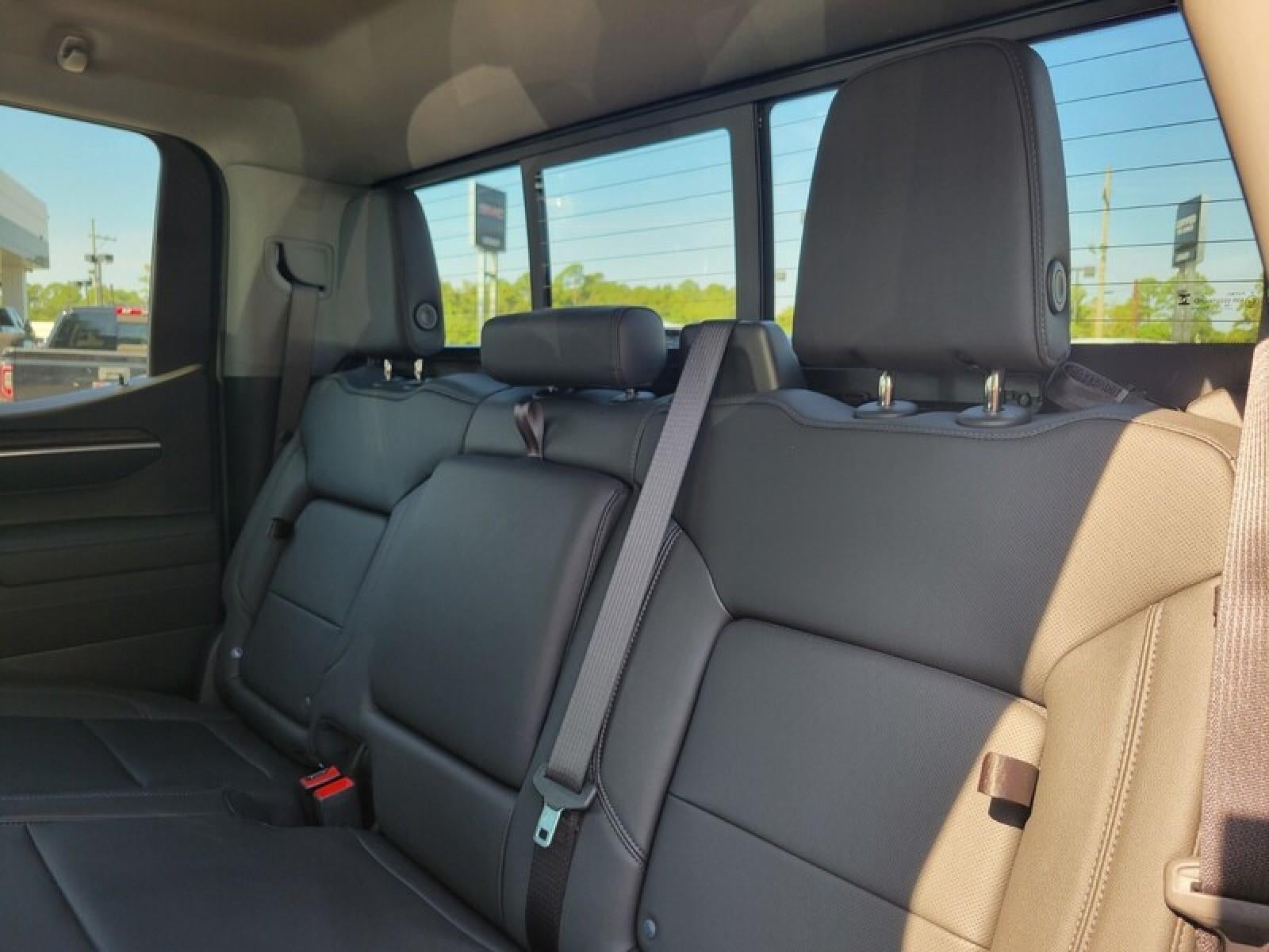 2026 GMC Sierra 1500 Crew Cab Short Box 2-Wheel Drive SLT