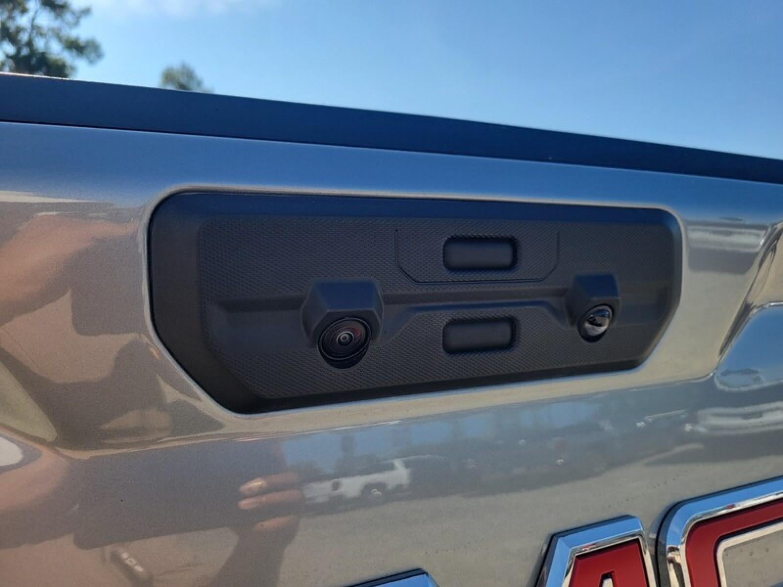2026 GMC Sierra 1500 Crew Cab Short Box 2-Wheel Drive SLT