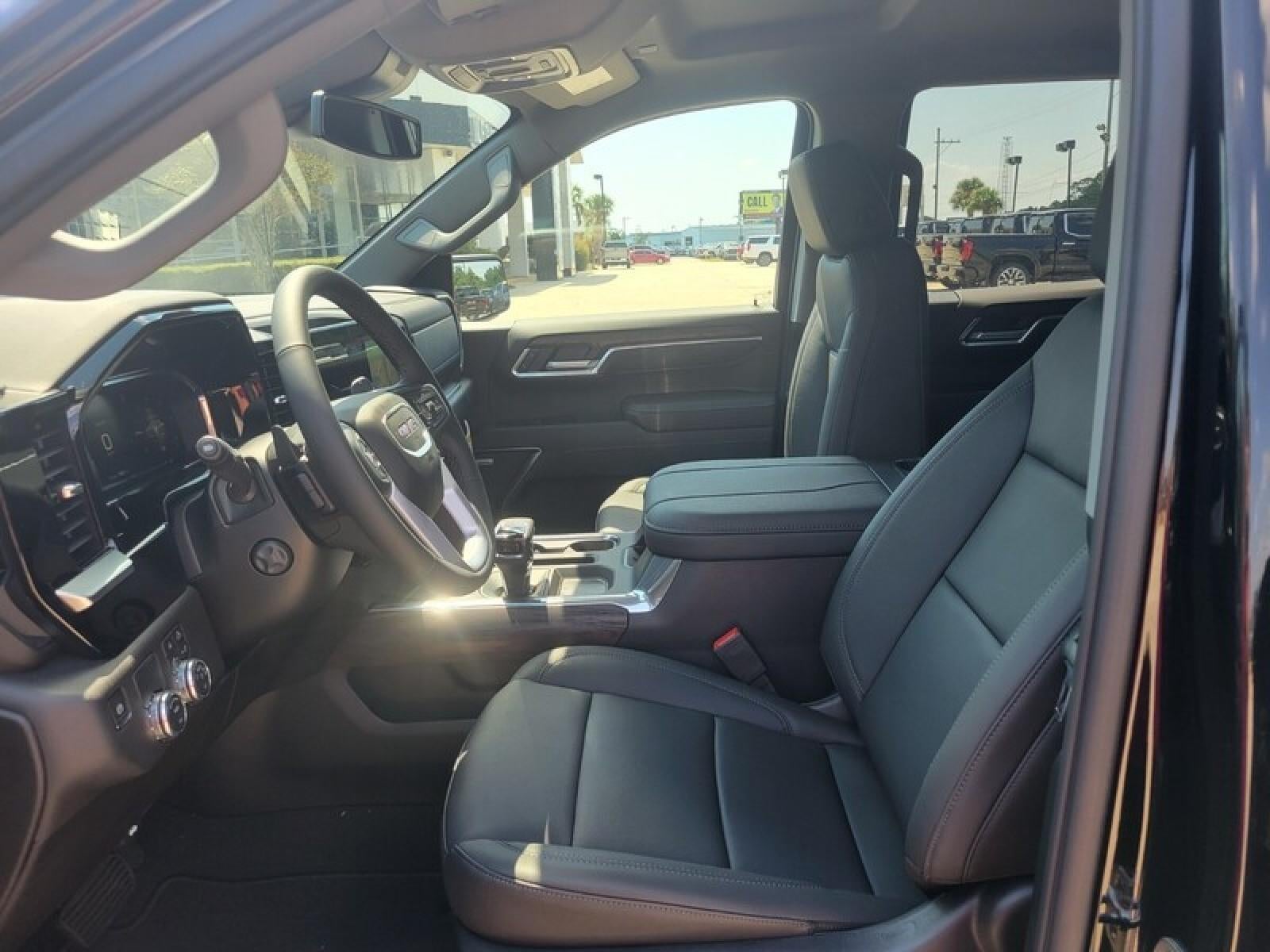 2026 GMC Sierra 1500 Crew Cab Short Box 2-Wheel Drive SLT