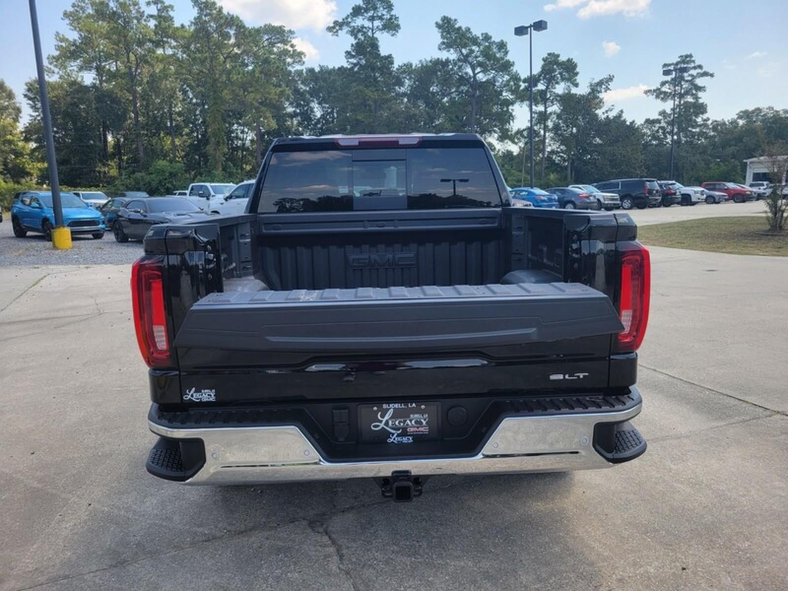 2026 GMC Sierra 1500 Crew Cab Short Box 2-Wheel Drive SLT