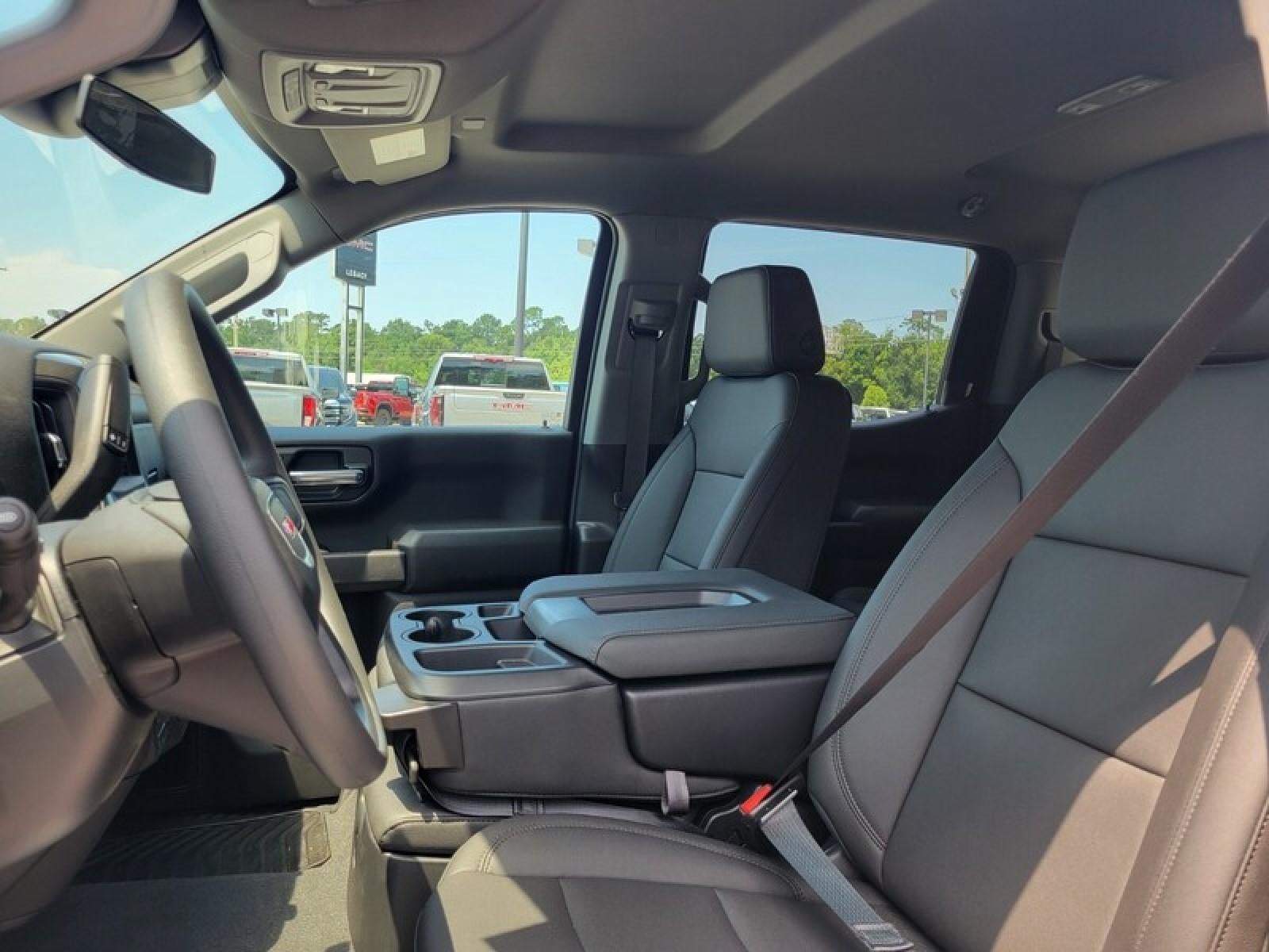 2026 GMC Sierra 1500 Crew Cab Short Box 4-Wheel Drive Pro