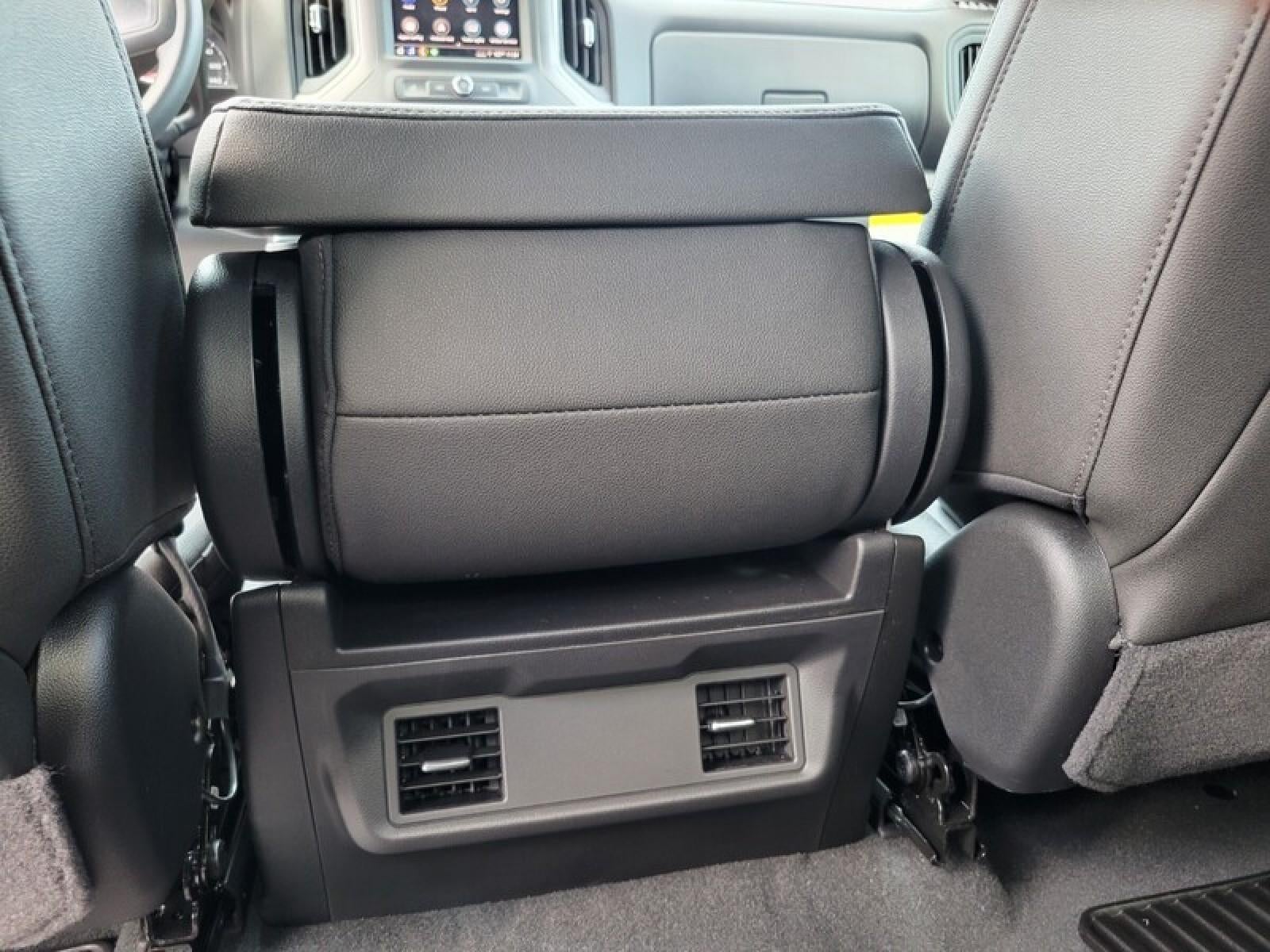 2026 GMC Sierra 1500 Crew Cab Short Box 4-Wheel Drive Pro