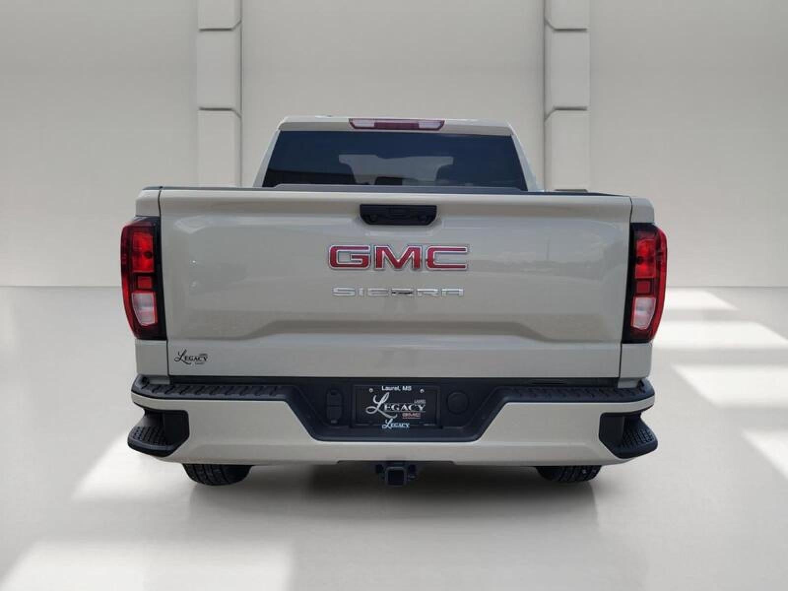 2026 GMC Sierra 1500 Crew Cab Short Box 4-Wheel Drive Pro