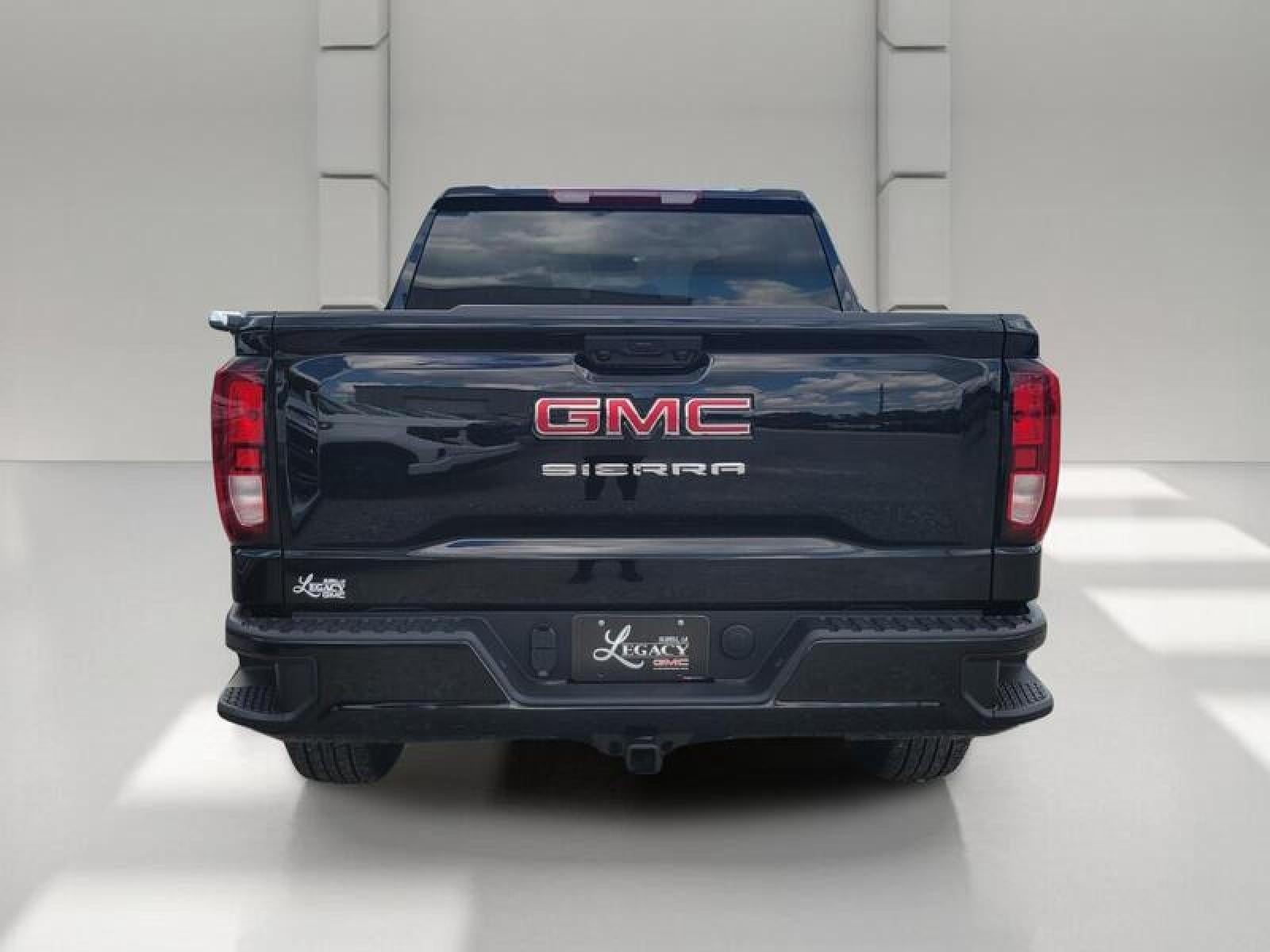2026 GMC Sierra 1500 Crew Cab Short Box 4-Wheel Drive Pro