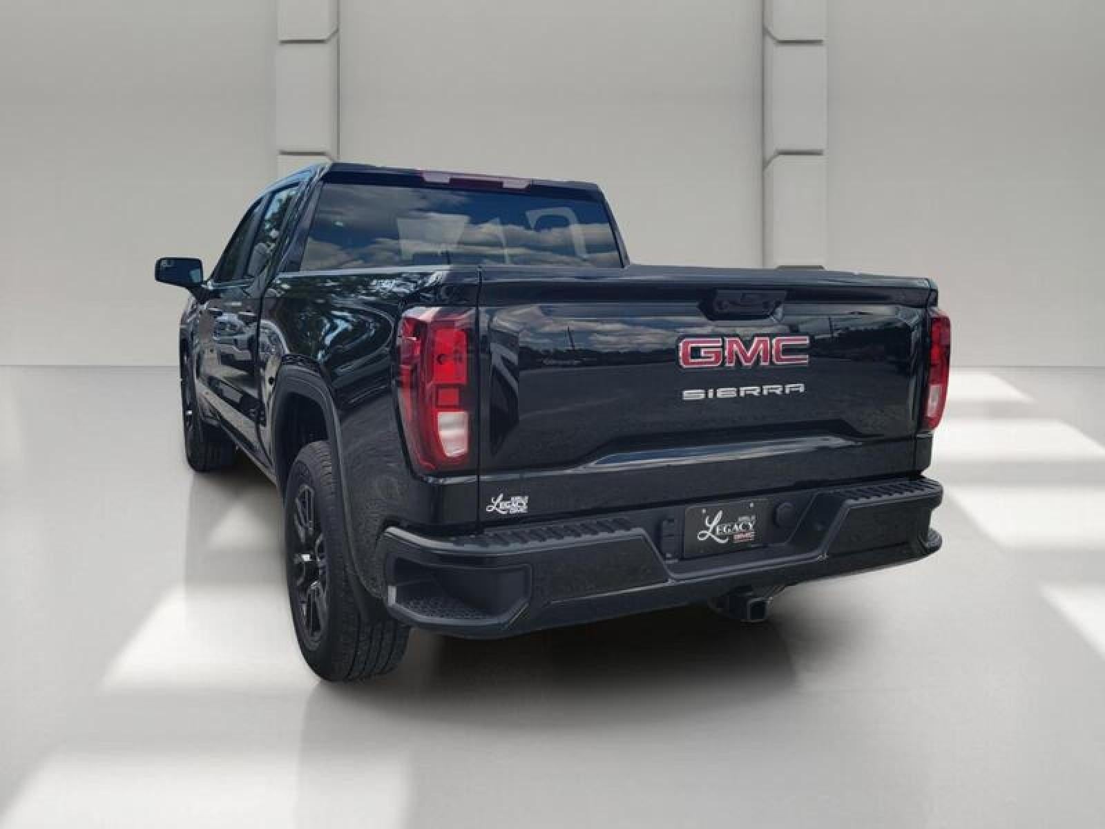 2026 GMC Sierra 1500 Crew Cab Short Box 4-Wheel Drive Pro