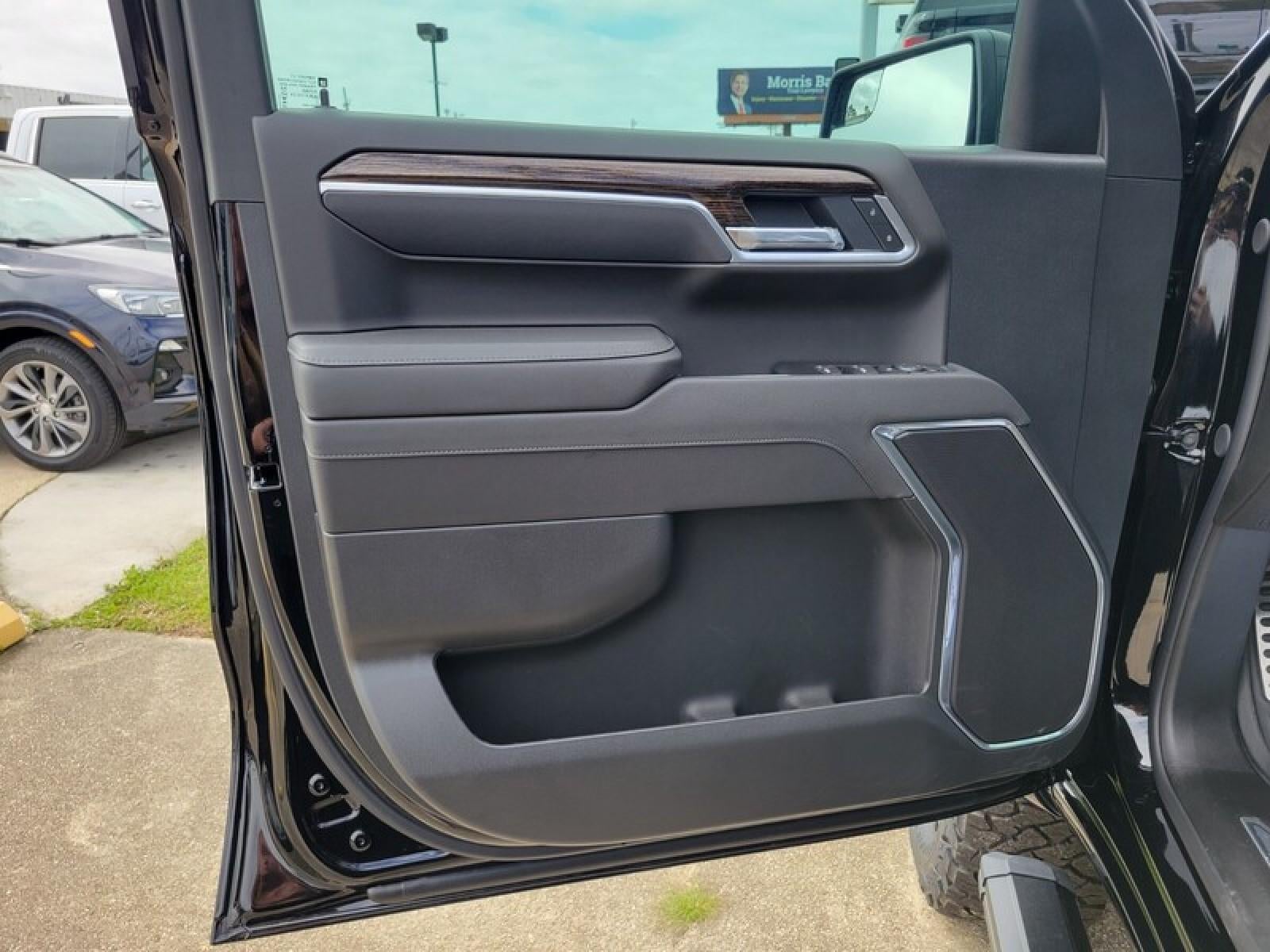2026 GMC Sierra 1500 Crew Cab Short Box 4-Wheel Drive Elevation 3SB