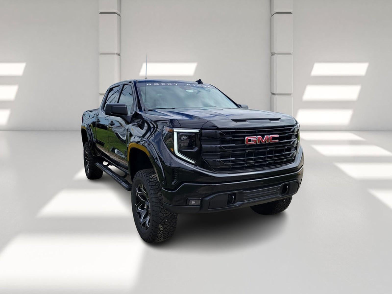 2026 GMC Sierra 1500 Crew Cab Short Box 4-Wheel Drive Elevation 3SB