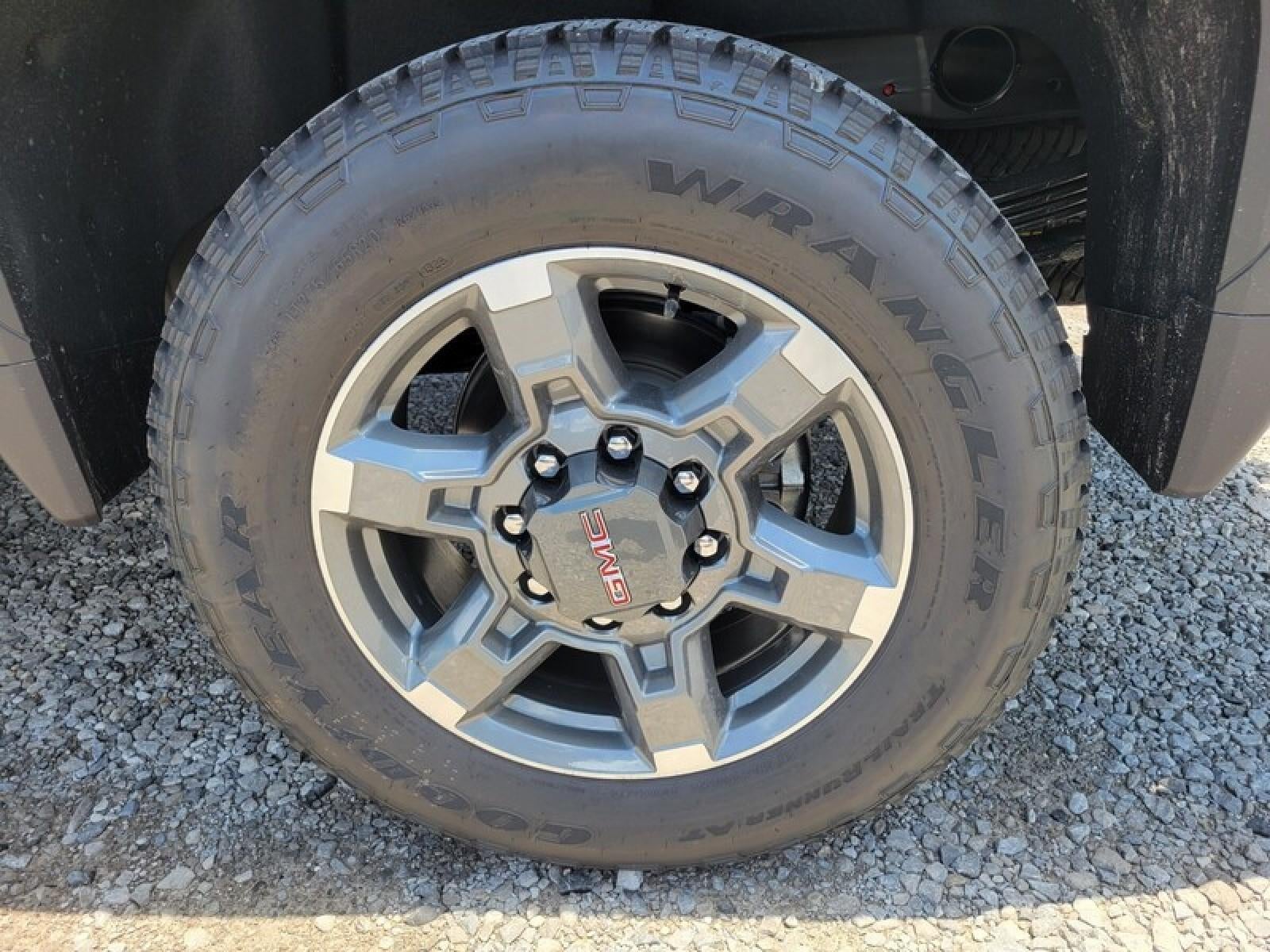 2026 GMC Sierra 1500 Crew Cab Short Box 4-Wheel Drive SLT