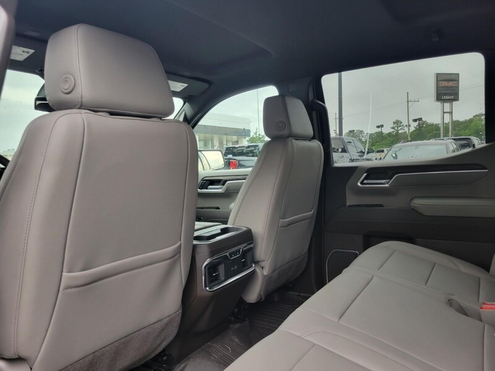 2026 GMC Sierra 1500 Crew Cab Short Box 4-Wheel Drive SLT