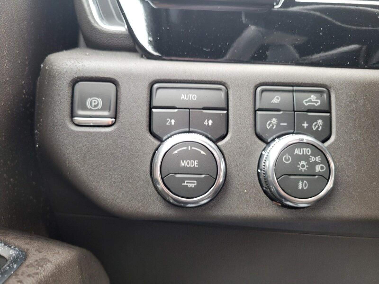 2026 GMC Sierra 1500 Crew Cab Short Box 4-Wheel Drive SLT