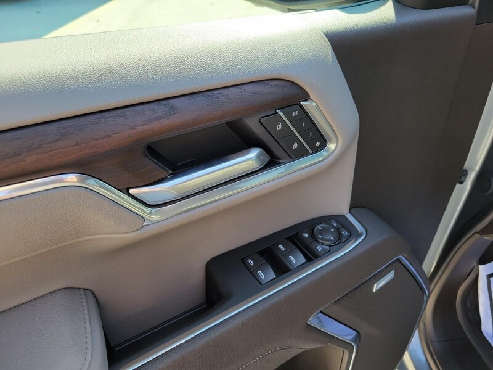 2026 GMC Sierra 1500 Crew Cab Short Box 4-Wheel Drive SLT