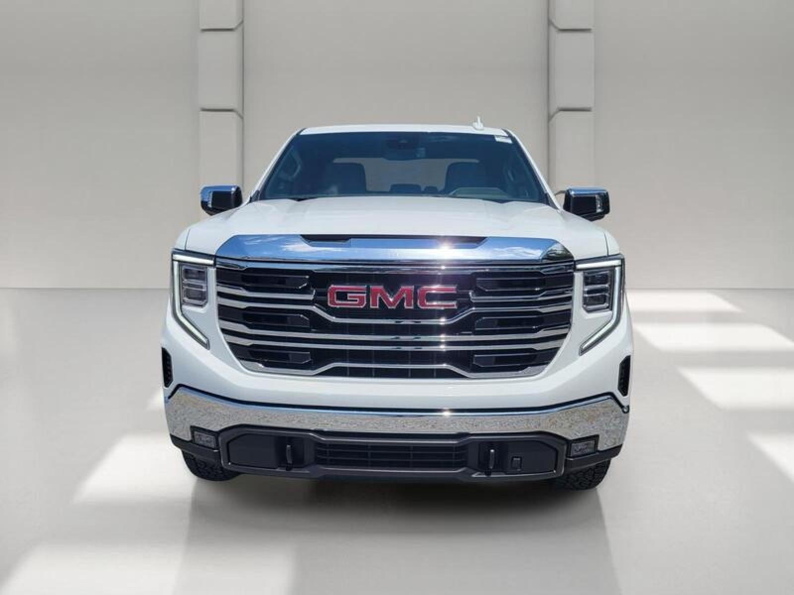 2026 GMC Sierra 1500 Crew Cab Short Box 4-Wheel Drive SLT