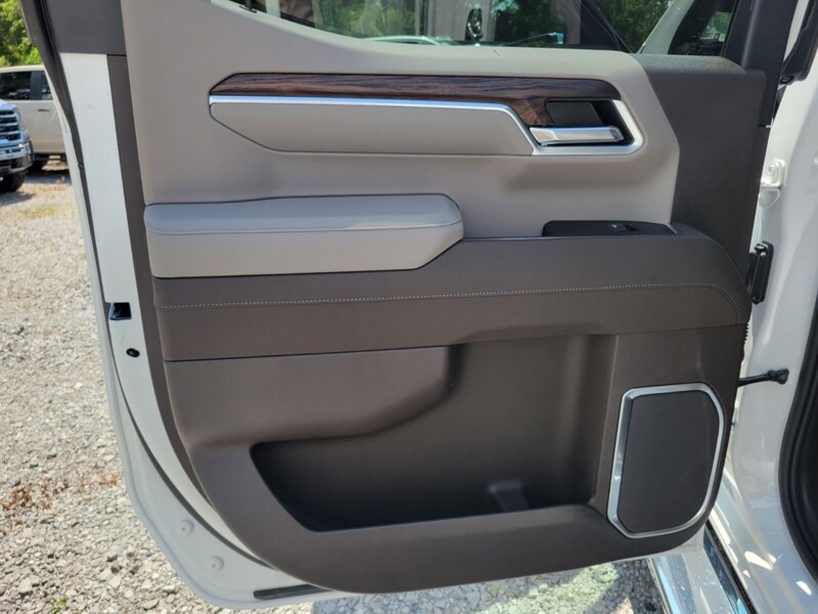 2026 GMC Sierra 1500 Crew Cab Short Box 4-Wheel Drive SLT