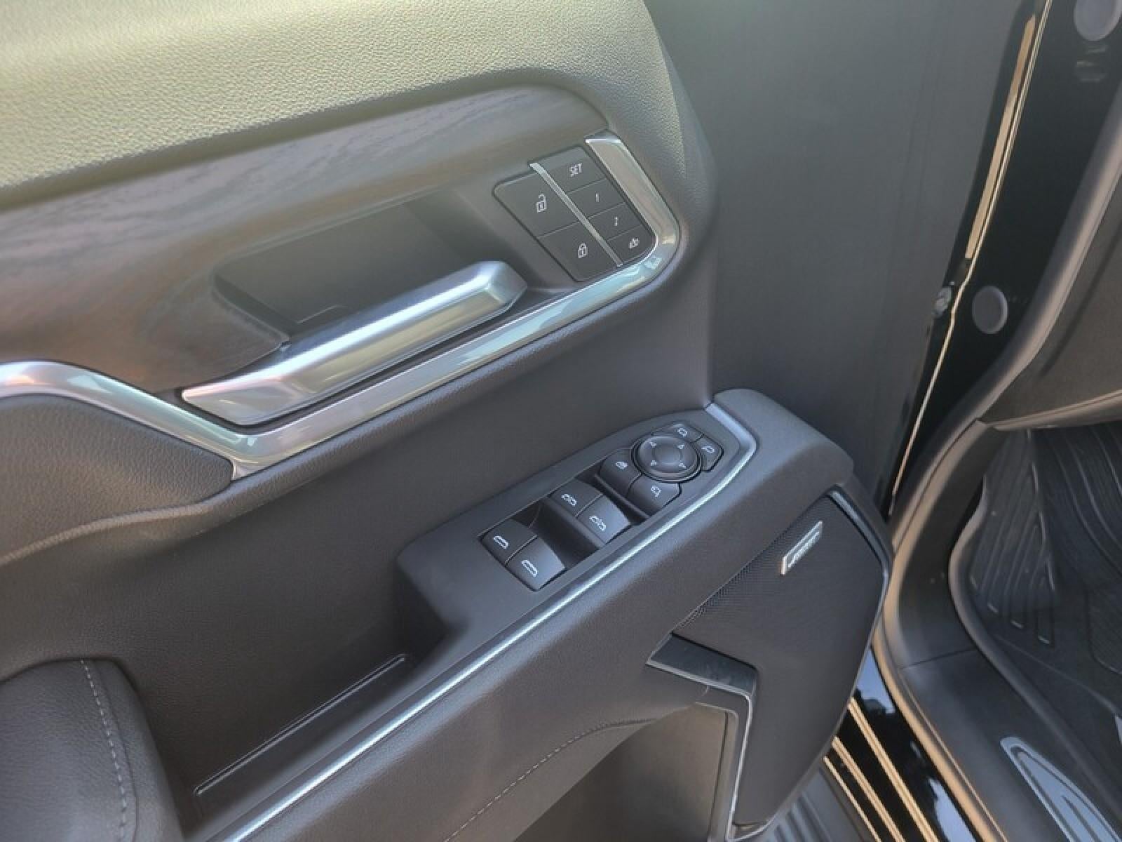 2026 GMC Sierra 1500 Crew Cab Short Box 4-Wheel Drive SLT