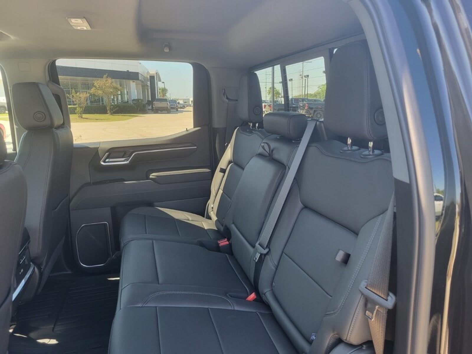 2026 GMC Sierra 1500 Crew Cab Short Box 4-Wheel Drive SLT