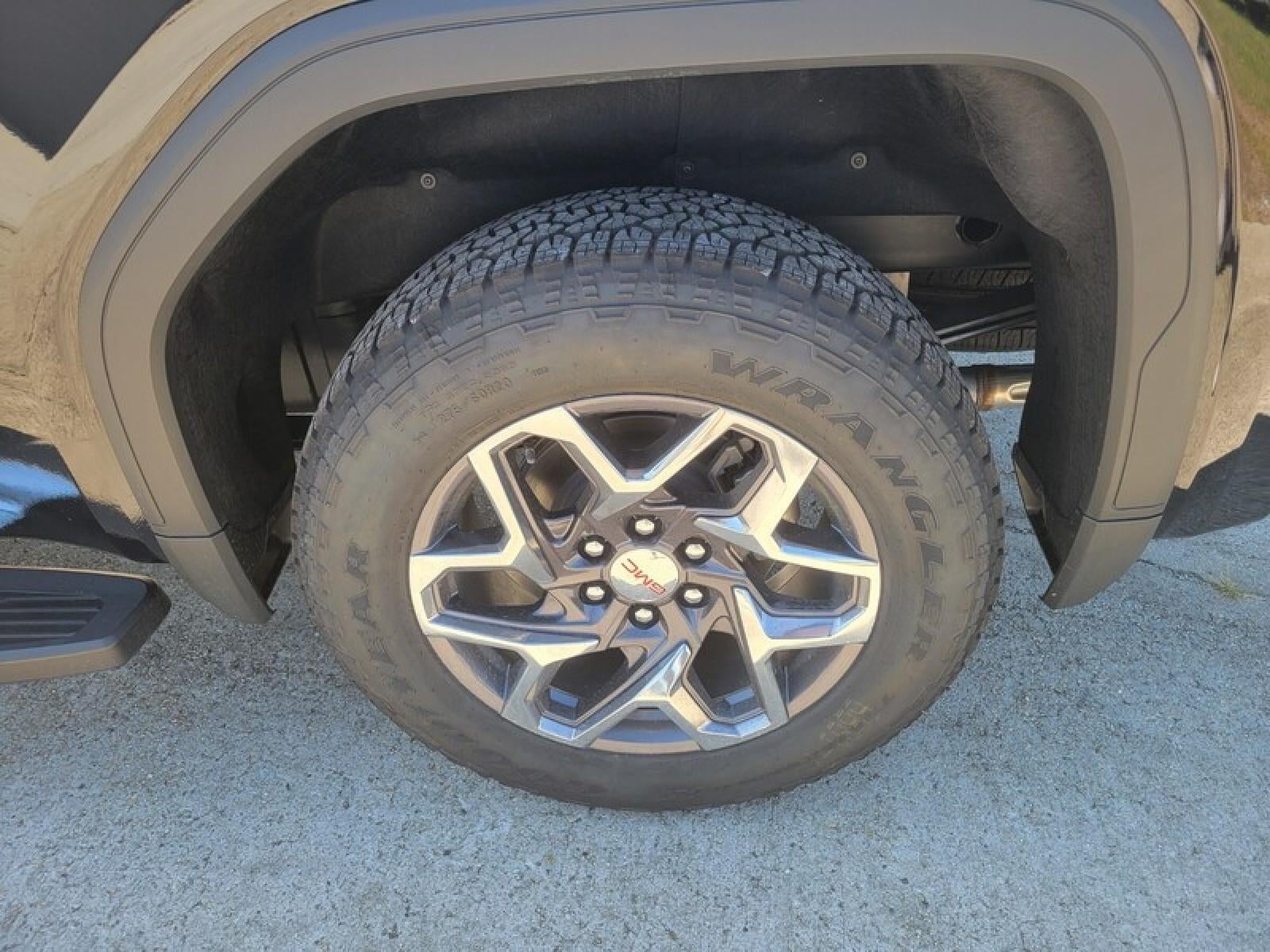 2026 GMC Sierra 1500 Crew Cab Short Box 4-Wheel Drive SLT