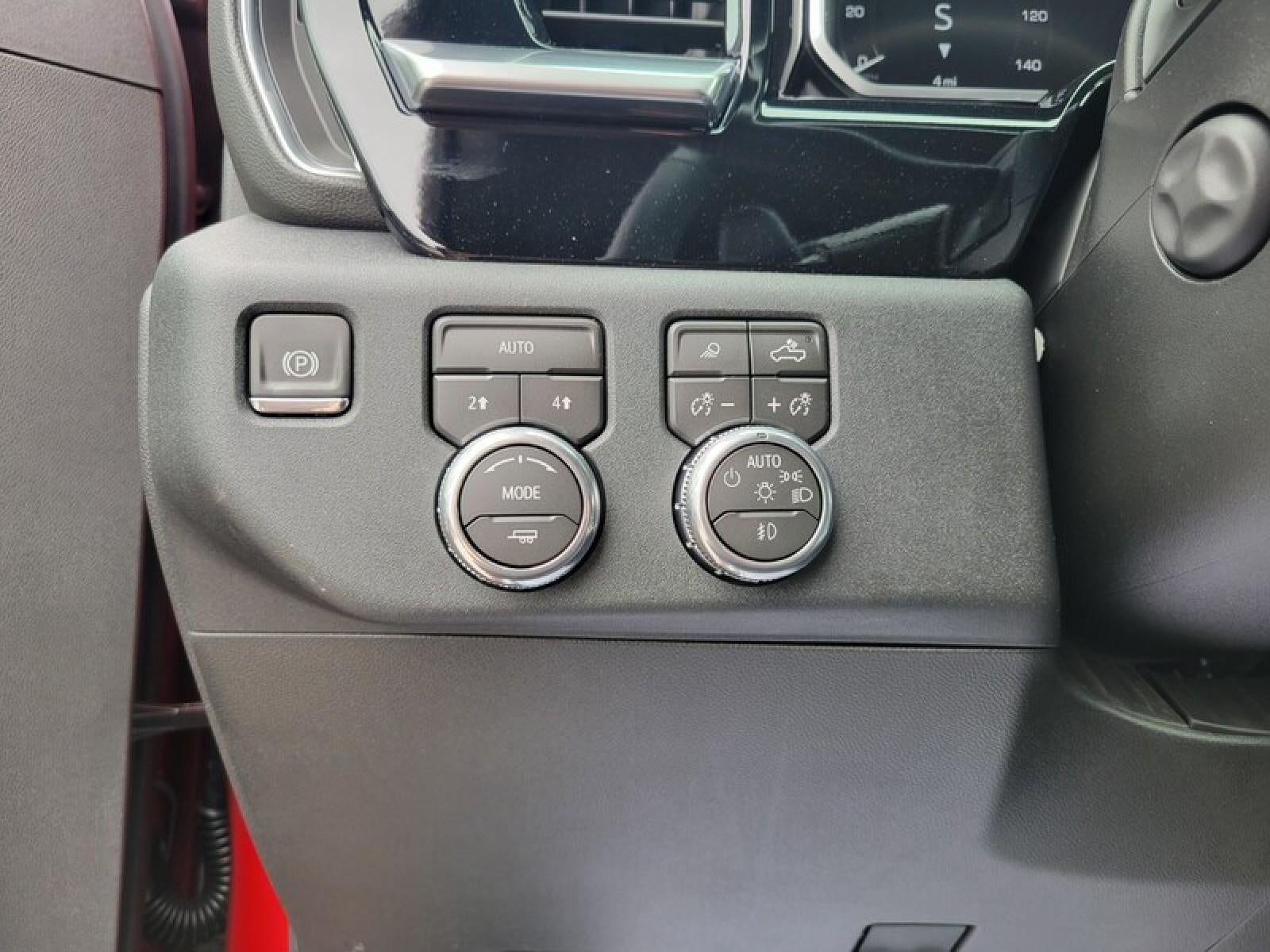 2026 GMC Sierra 1500 Crew Cab Short Box 4-Wheel Drive SLT