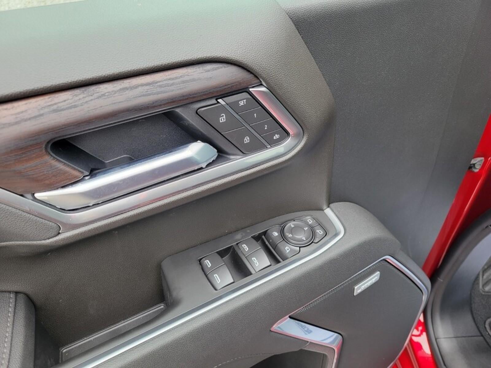 2026 GMC Sierra 1500 Crew Cab Short Box 4-Wheel Drive SLT