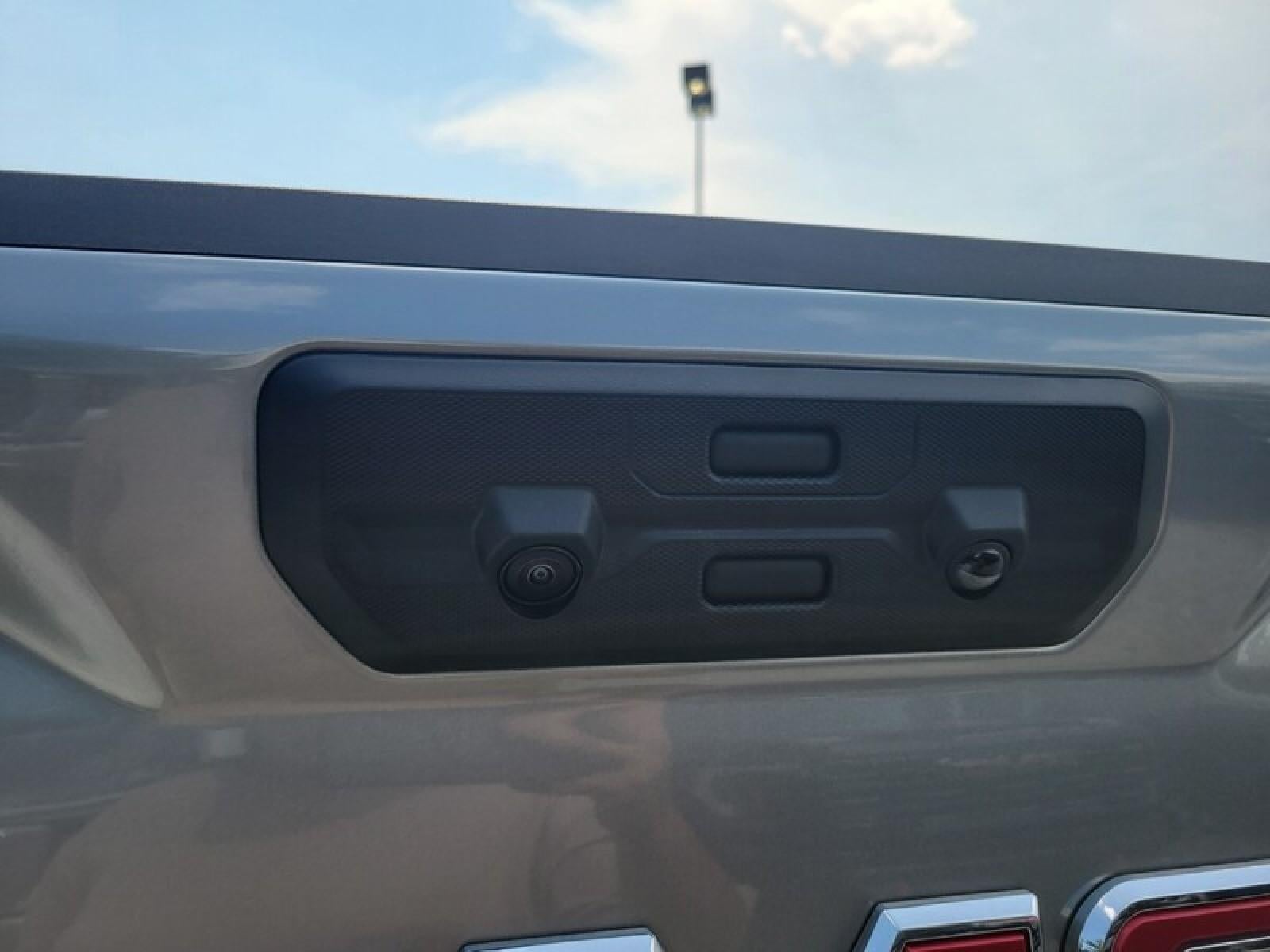 2026 GMC Sierra 1500 Crew Cab Short Box 4-Wheel Drive SLT