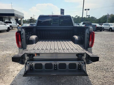 2026 GMC Sierra 1500 Crew Cab Short Box 4-Wheel Drive SLT
