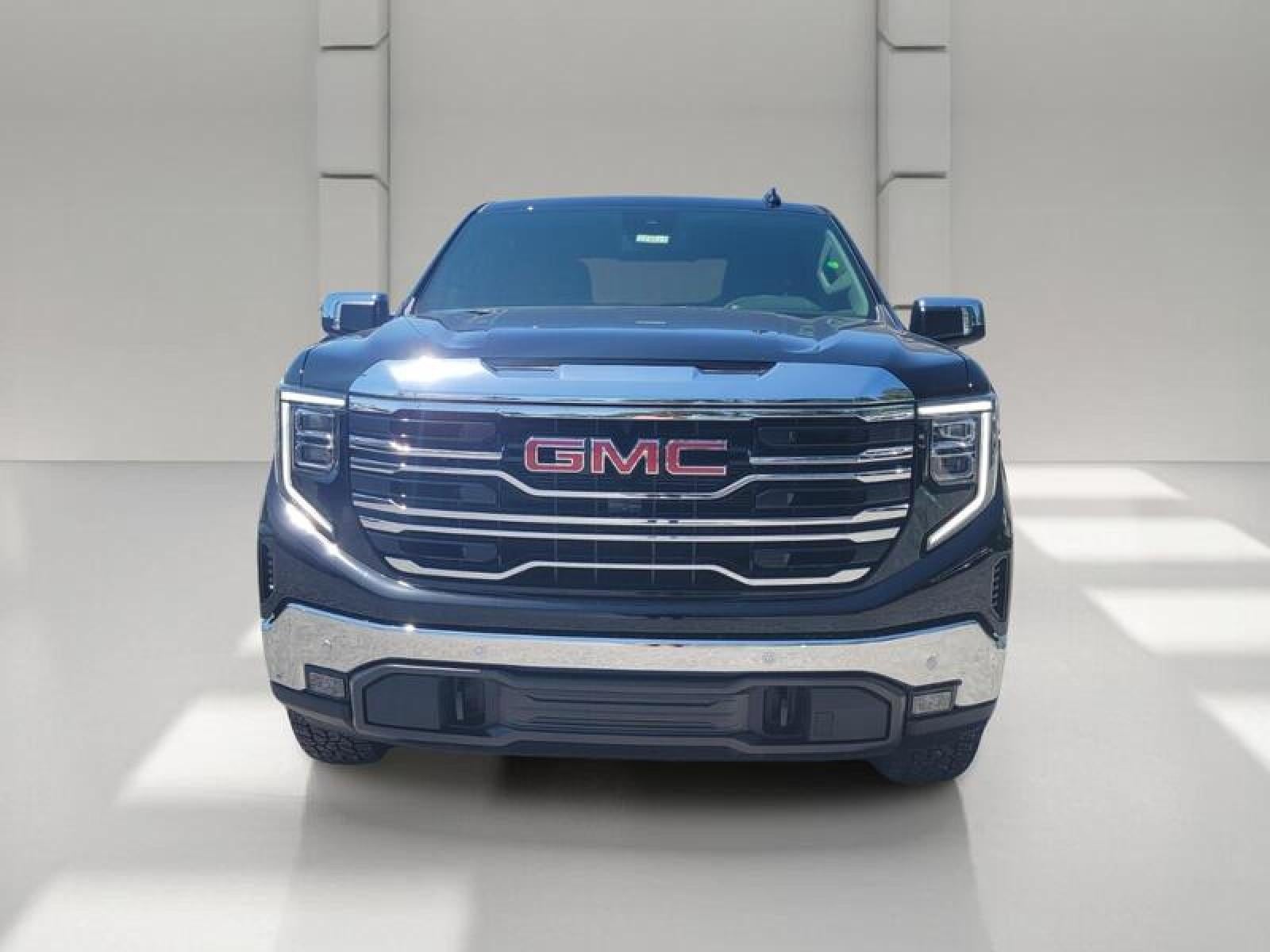 2026 GMC Sierra 1500 Crew Cab Short Box 4-Wheel Drive SLT