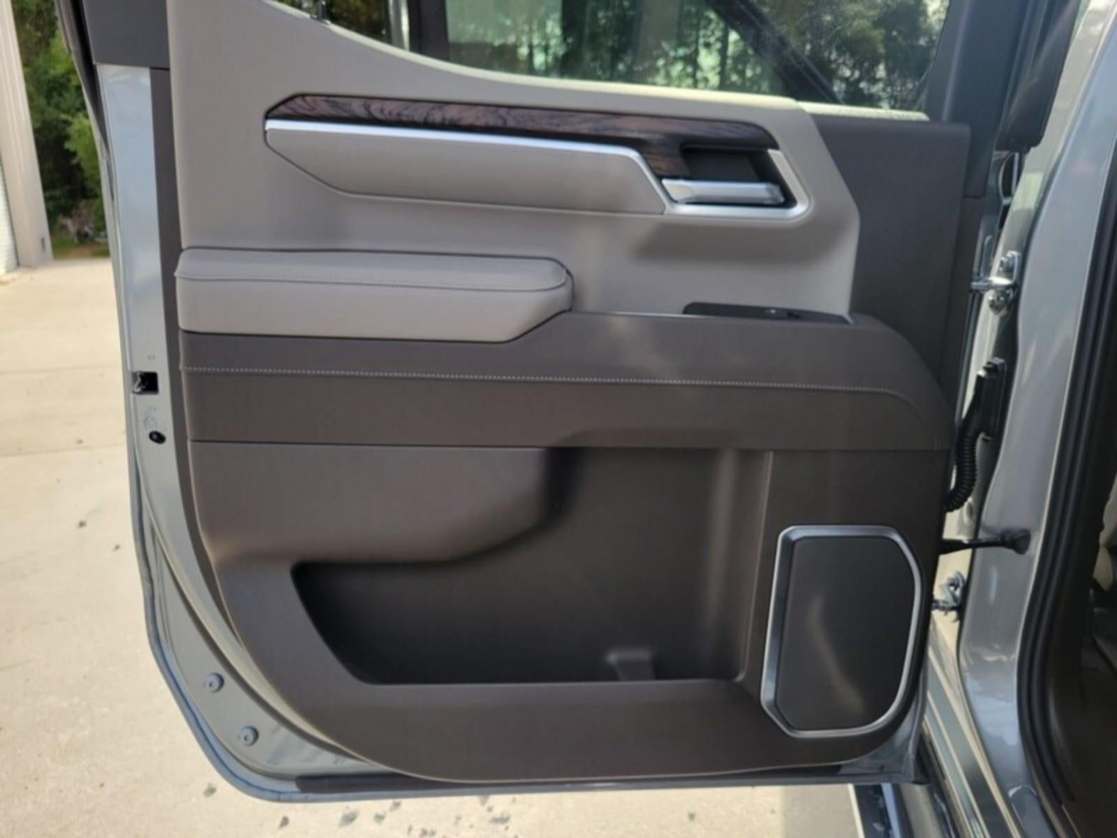 2026 GMC Sierra 1500 Crew Cab Short Box 4-Wheel Drive SLT