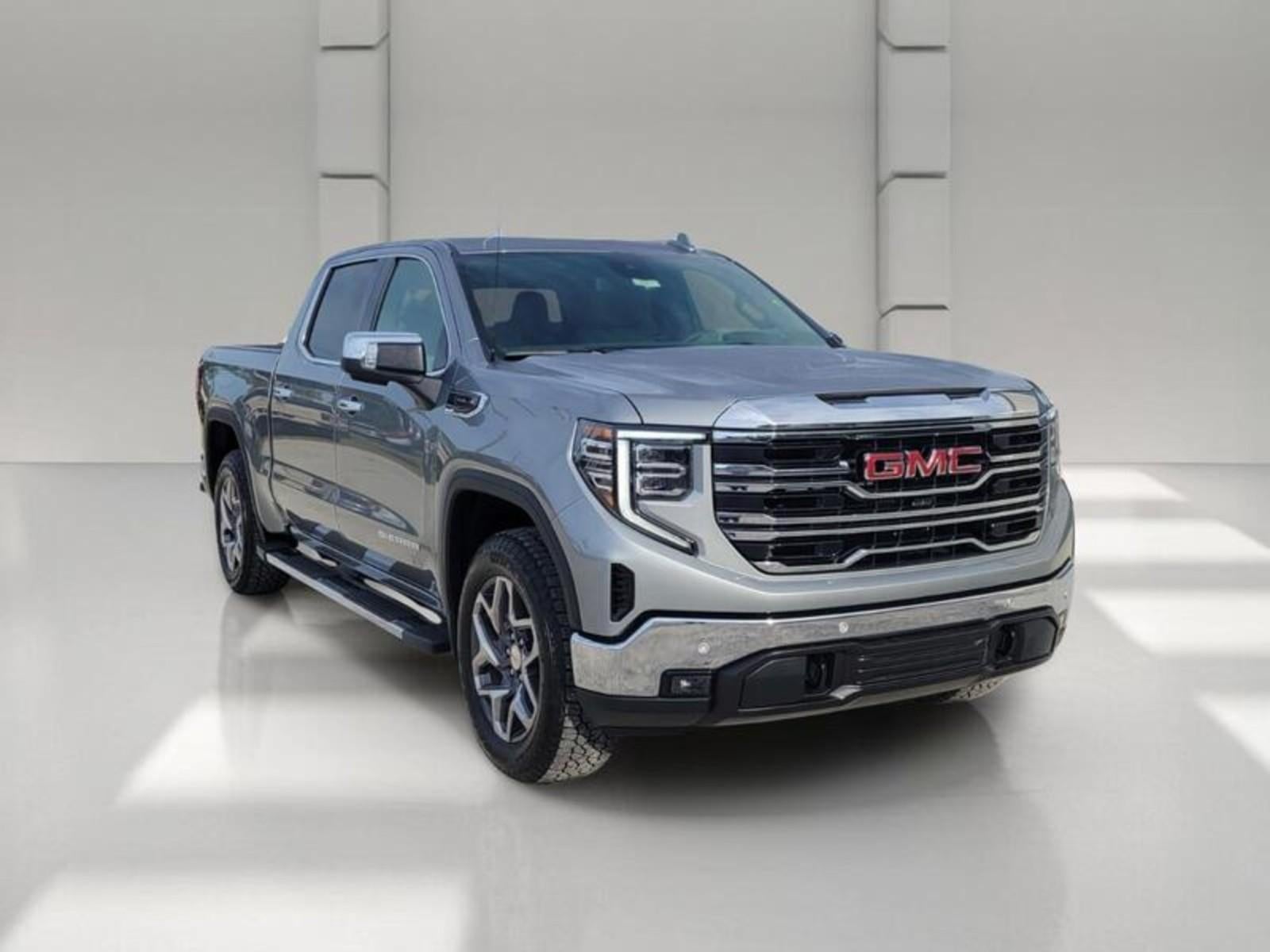 2026 GMC Sierra 1500 Crew Cab Short Box 4-Wheel Drive SLT