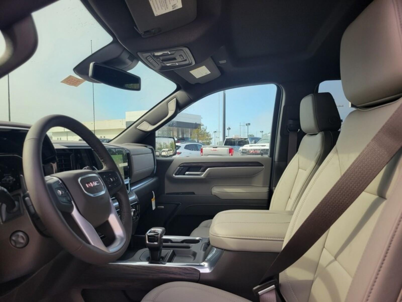 2026 GMC Sierra 1500 Crew Cab Short Box 4-Wheel Drive SLT