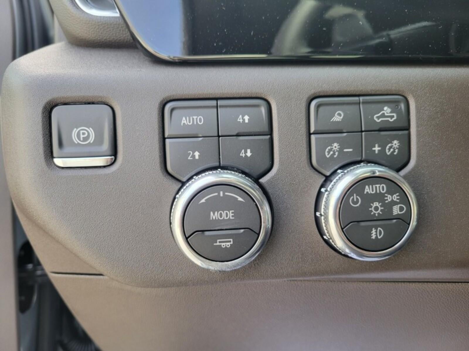 2026 GMC Sierra 1500 Crew Cab Short Box 4-Wheel Drive SLT
