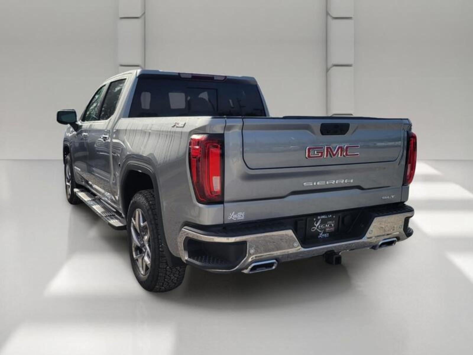 2026 GMC Sierra 1500 Crew Cab Short Box 4-Wheel Drive SLT
