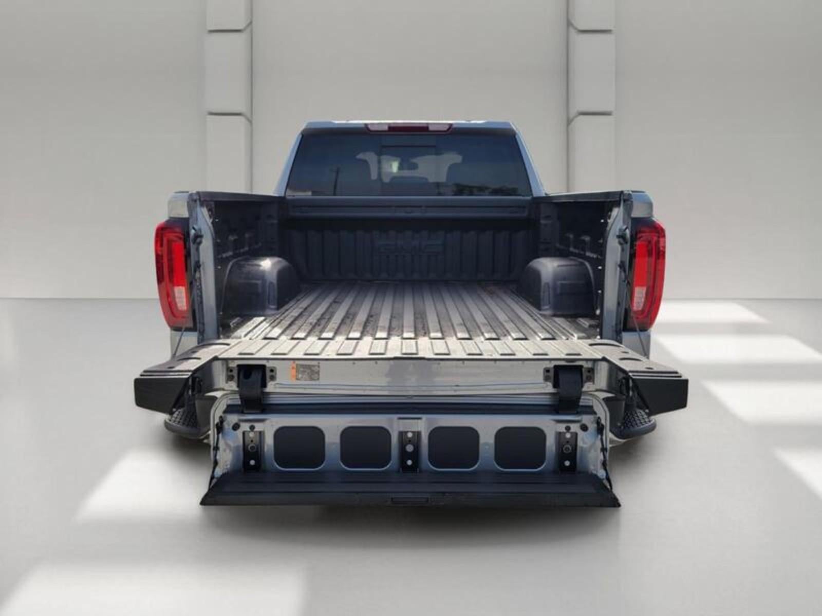 2026 GMC Sierra 1500 Crew Cab Short Box 4-Wheel Drive SLT