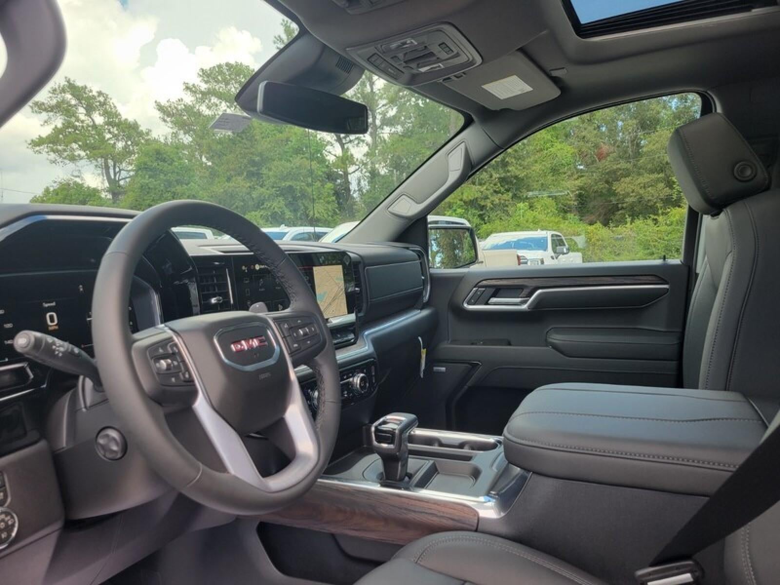 2026 GMC Sierra 1500 Crew Cab Short Box 4-Wheel Drive SLT