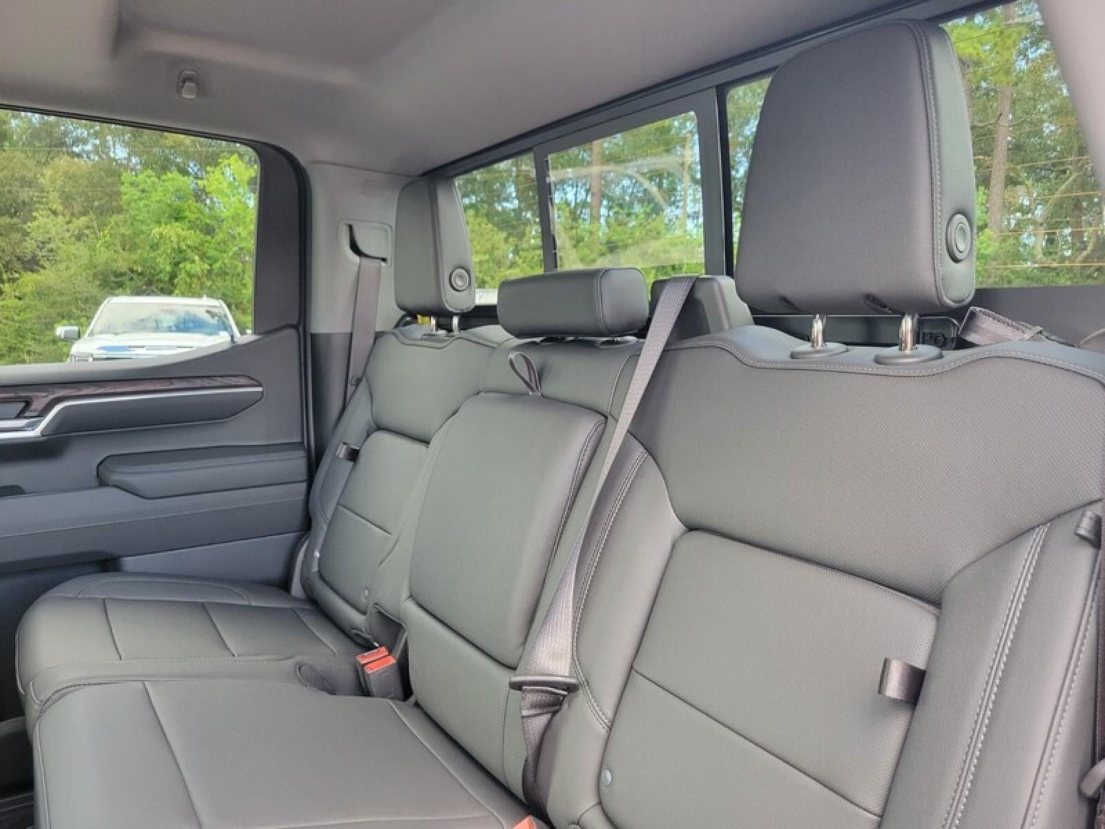 2026 GMC Sierra 1500 Crew Cab Short Box 4-Wheel Drive SLT