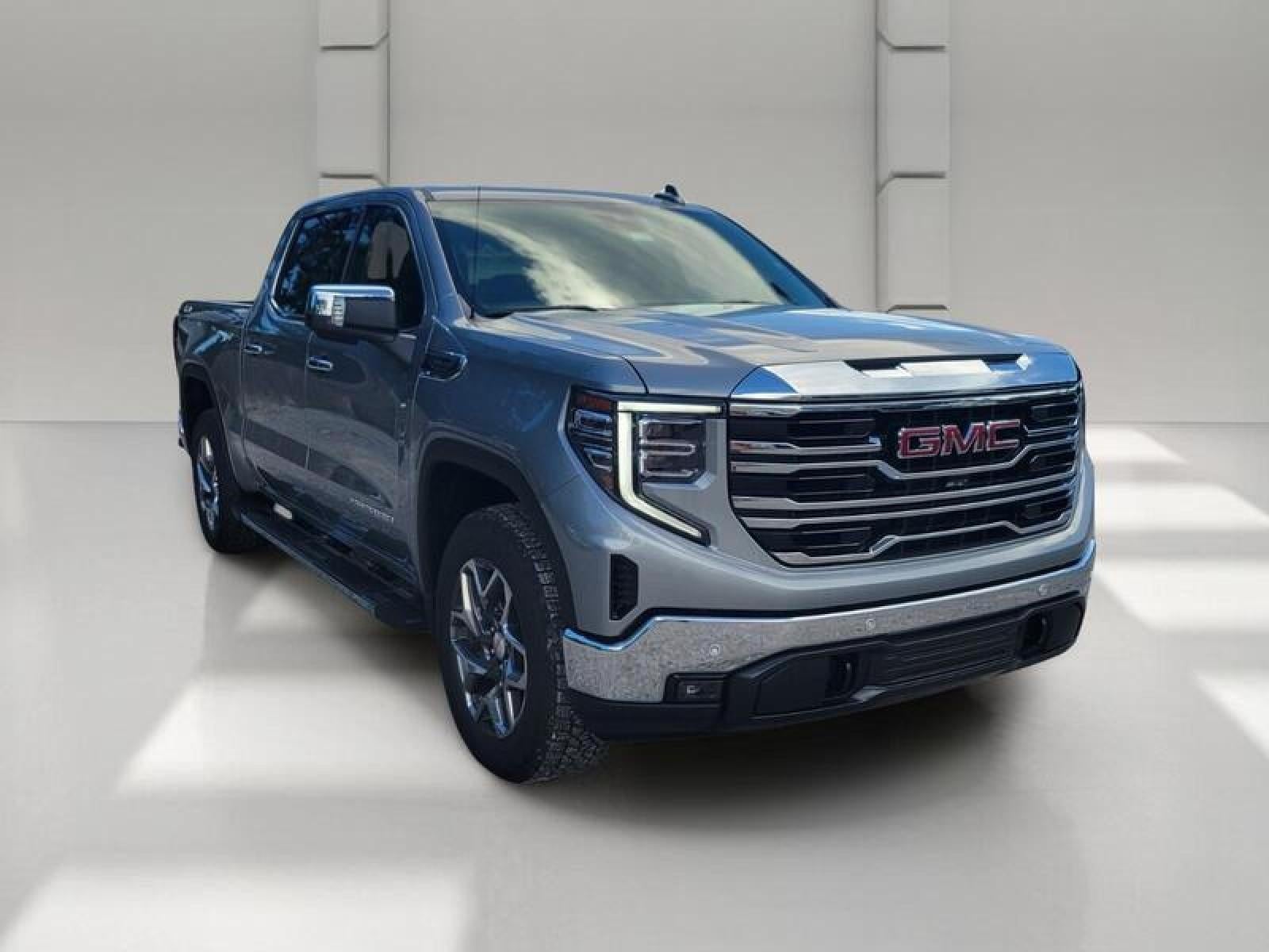 2026 GMC Sierra 1500 Crew Cab Short Box 4-Wheel Drive SLT