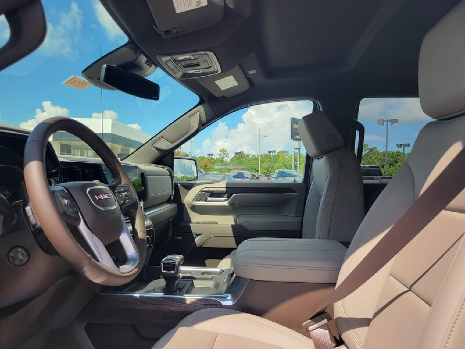 2026 GMC Sierra 1500 Crew Cab Short Box 4-Wheel Drive SLT
