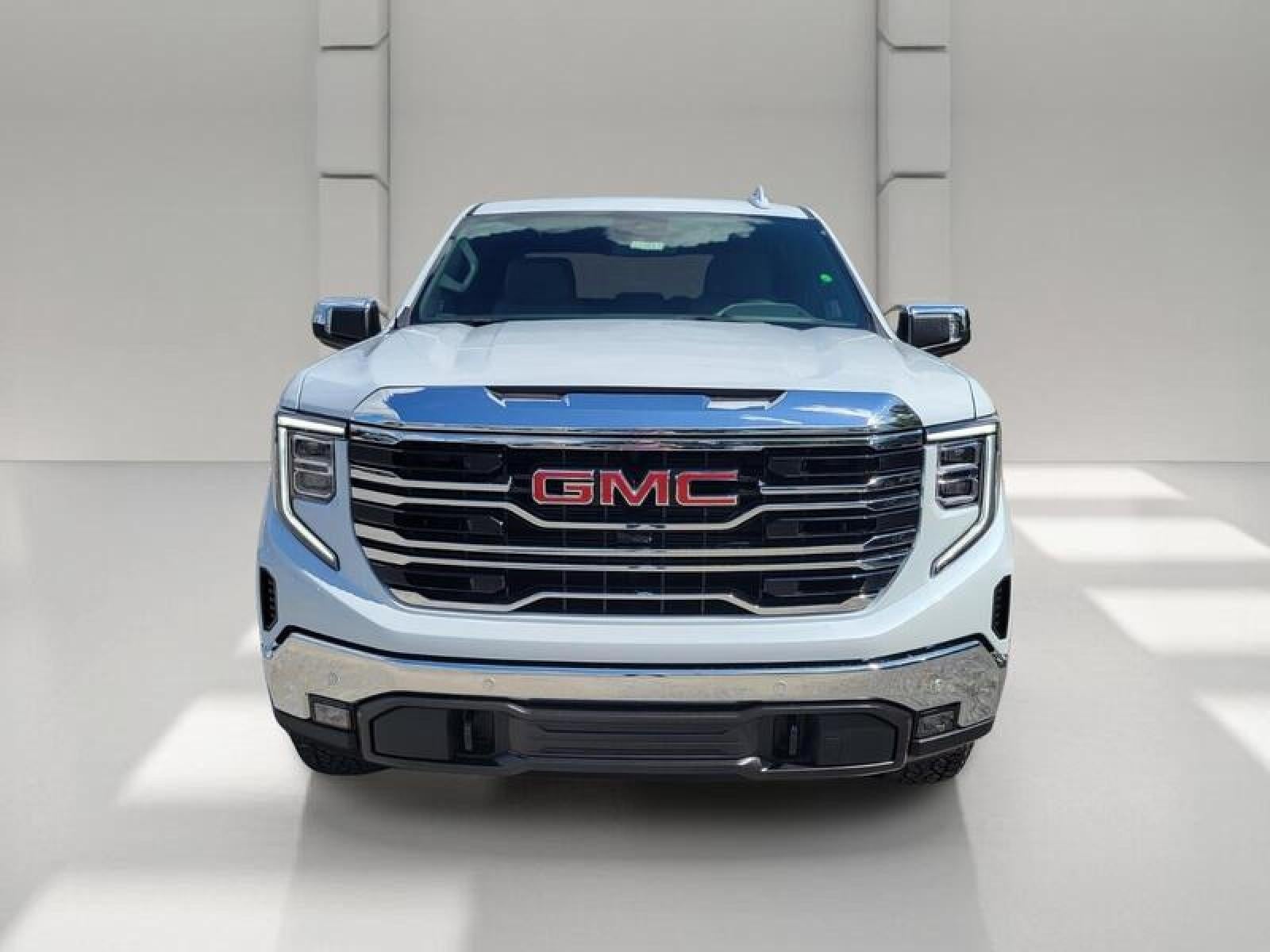 2026 GMC Sierra 1500 Crew Cab Short Box 4-Wheel Drive SLT