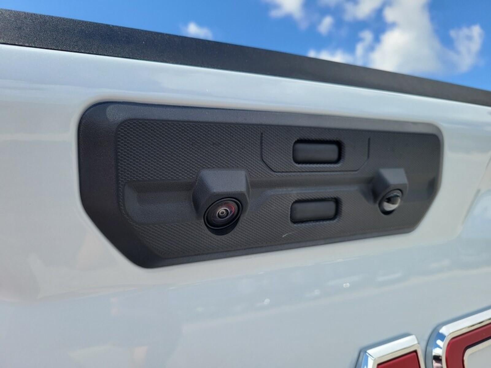 2026 GMC Sierra 1500 Crew Cab Short Box 4-Wheel Drive SLT