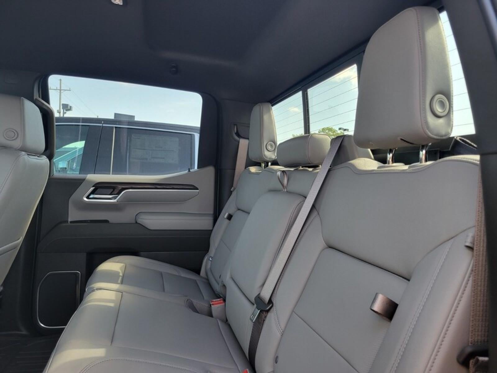 2026 GMC Sierra 1500 Crew Cab Short Box 4-Wheel Drive SLT