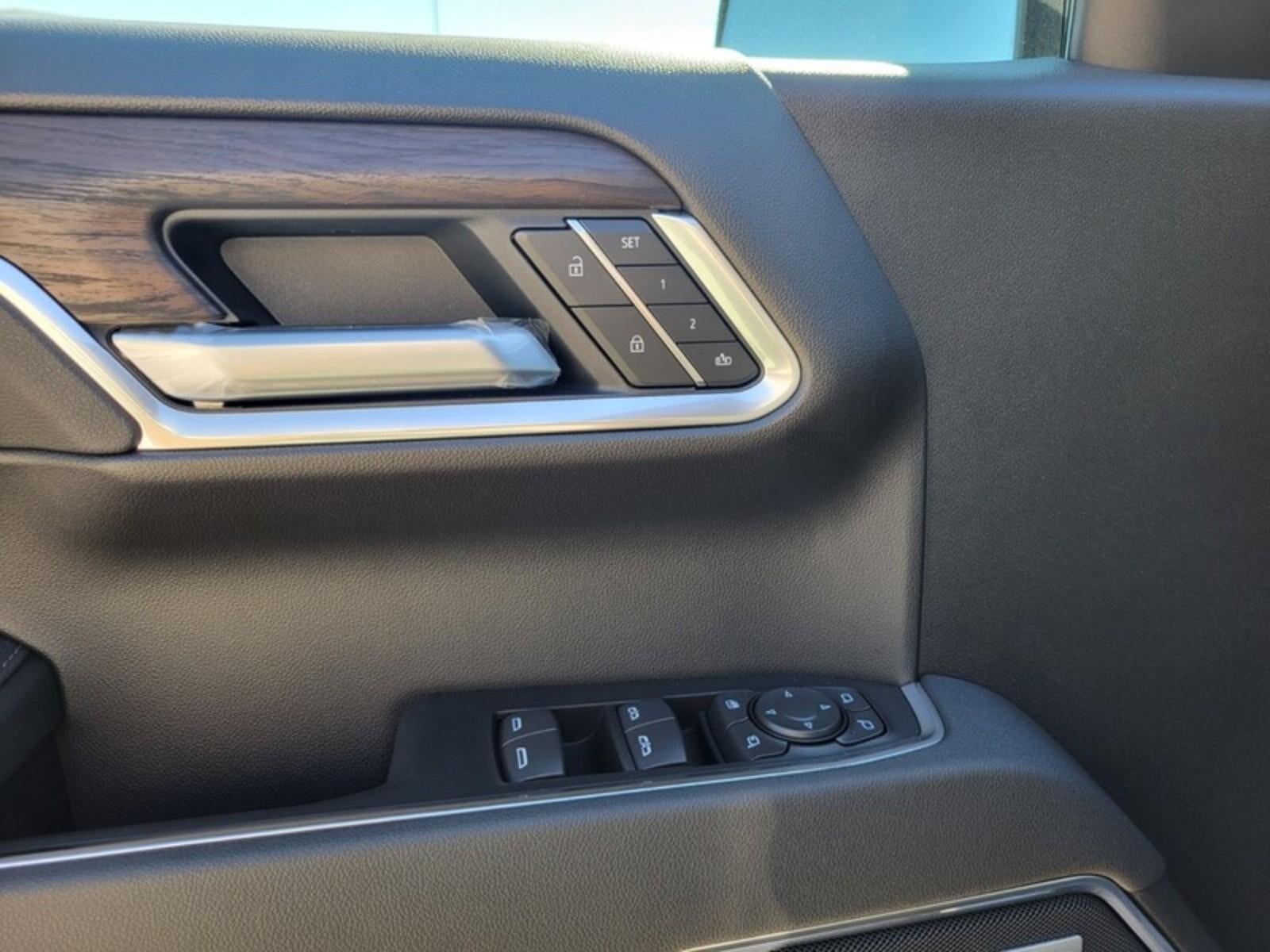 2026 GMC Sierra 1500 Crew Cab Short Box 4-Wheel Drive SLT