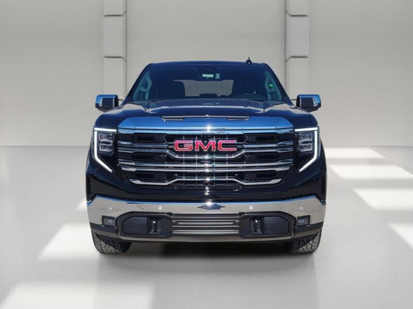 2026 GMC Sierra 1500 Crew Cab Short Box 4-Wheel Drive SLT