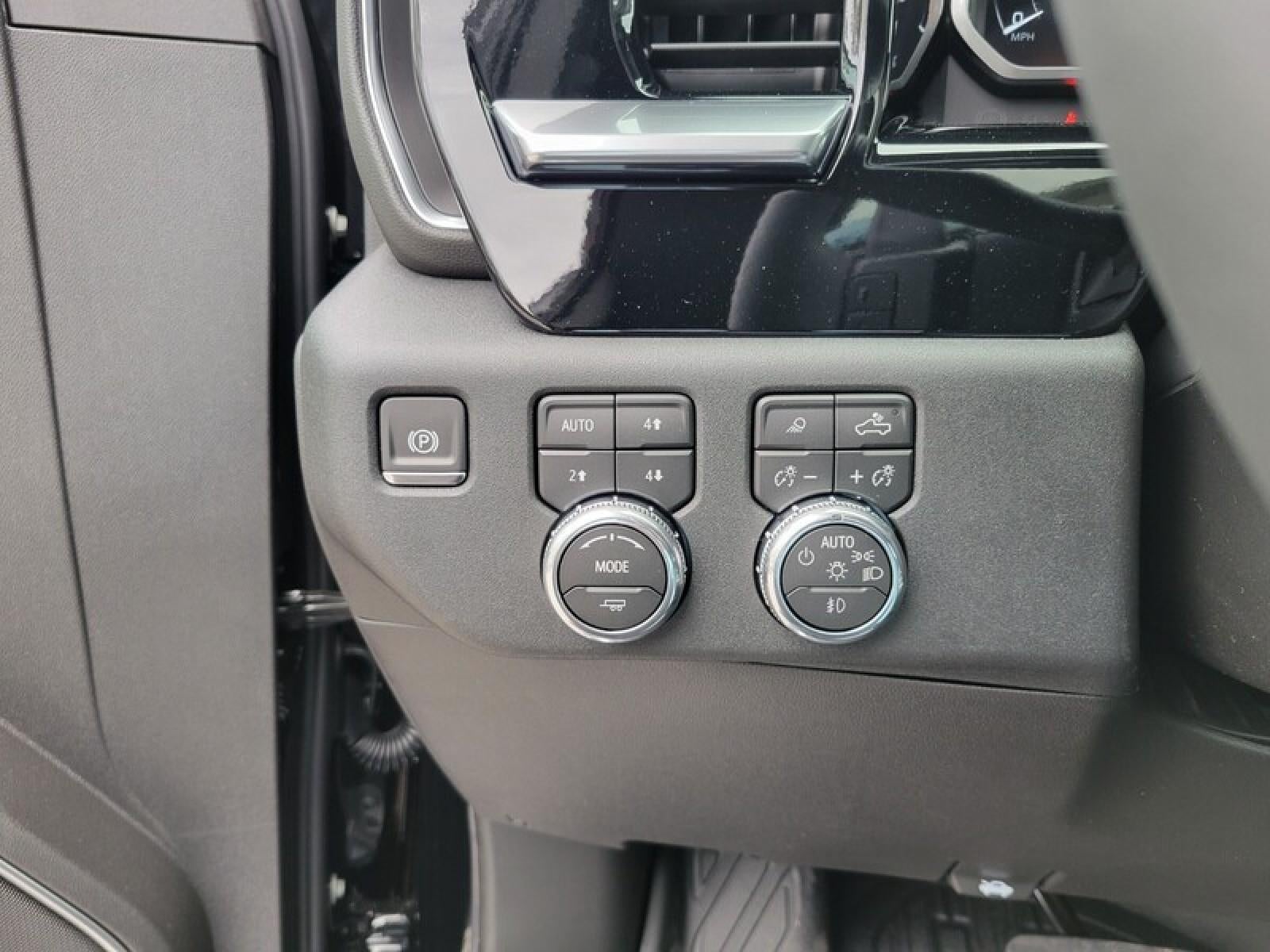 2026 GMC Sierra 1500 Crew Cab Short Box 4-Wheel Drive SLT