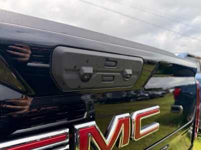 2026 GMC Sierra 1500 Crew Cab Short Box 4-Wheel Drive SLT