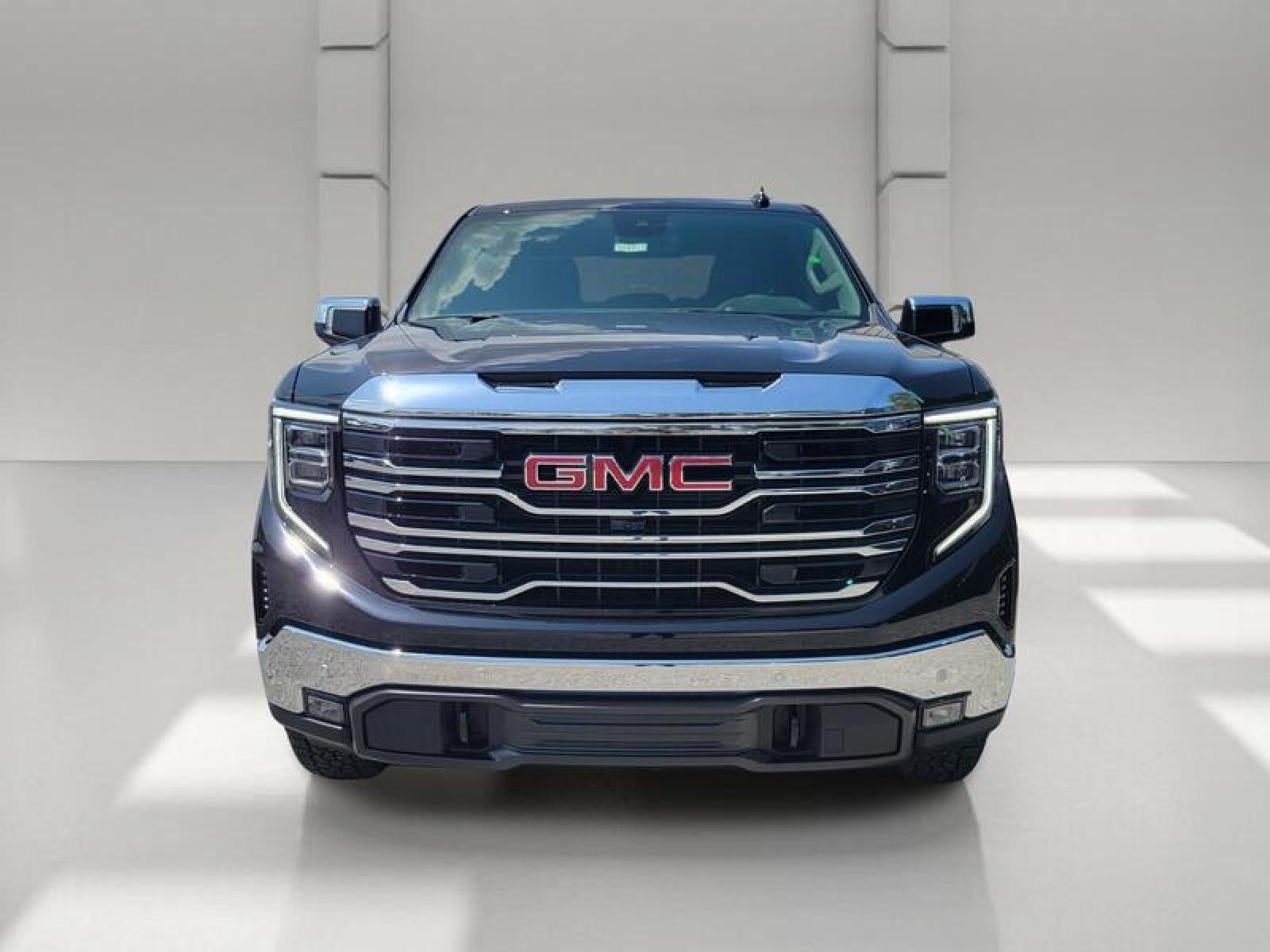 2026 GMC Sierra 1500 Crew Cab Short Box 4-Wheel Drive SLT
