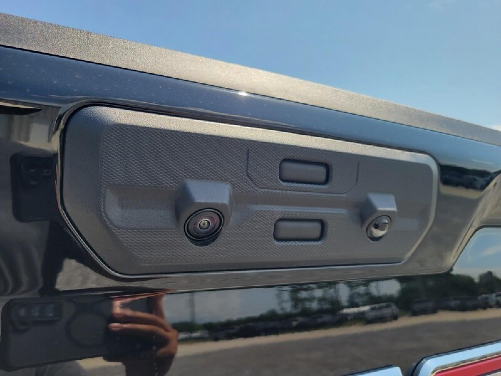2026 GMC Sierra 1500 Crew Cab Short Box 4-Wheel Drive SLT