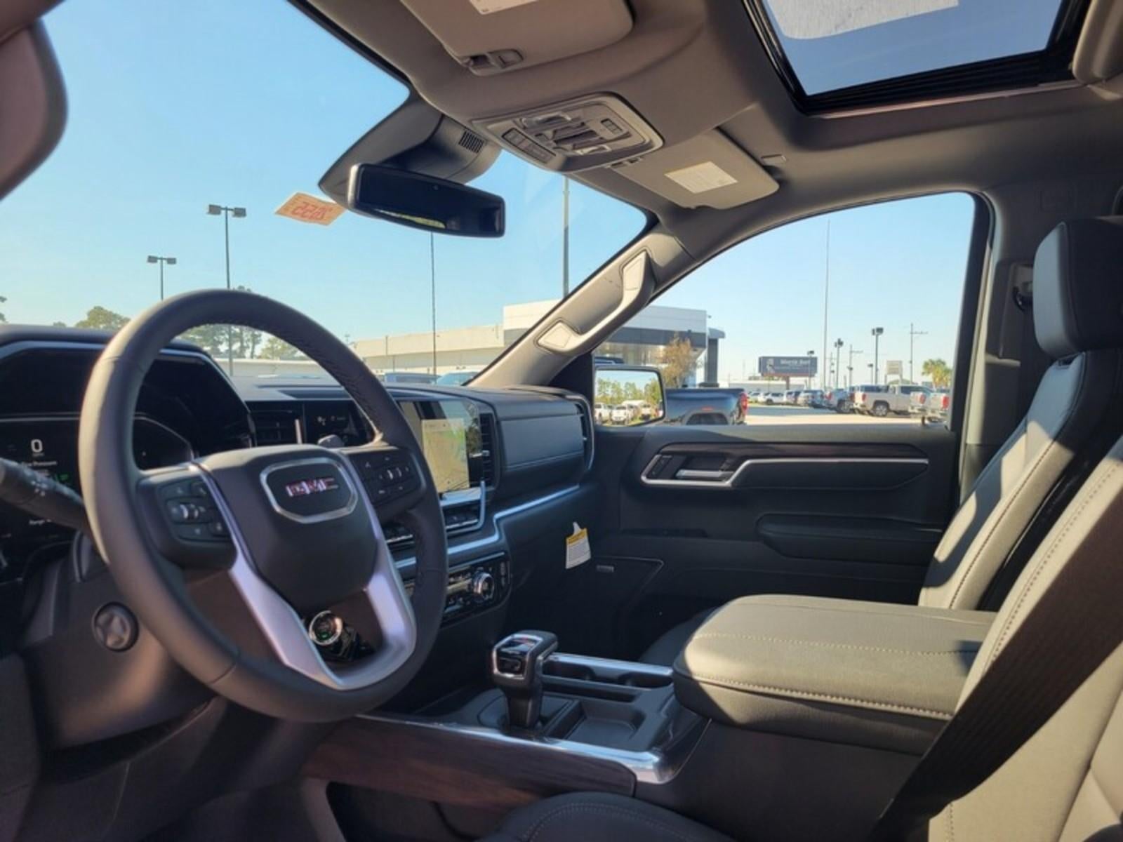 2026 GMC Sierra 1500 Crew Cab Short Box 4-Wheel Drive SLT