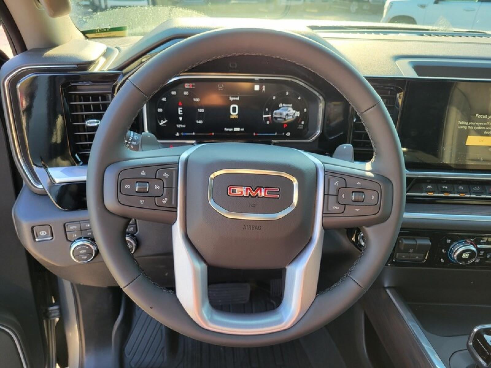 2026 GMC Sierra 1500 Crew Cab Short Box 4-Wheel Drive SLT