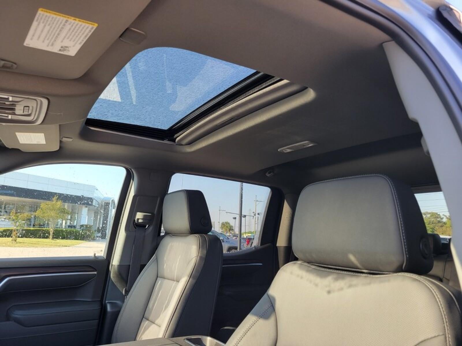 2026 GMC Sierra 1500 Crew Cab Short Box 4-Wheel Drive SLT