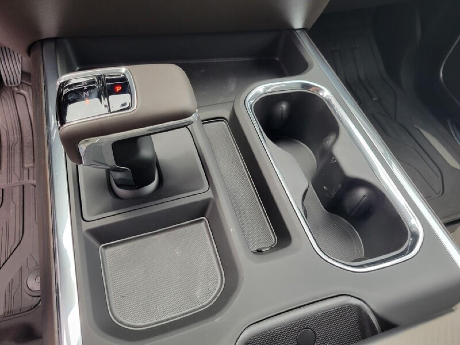 2026 GMC Sierra 1500 Crew Cab Short Box 4-Wheel Drive SLT